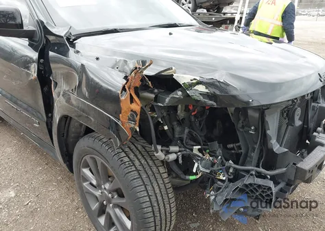 2019 Jeep Grand Cherokee High Altitude 4X4 из США, поврежденный, VIN 1C4RJFCG2KC849046